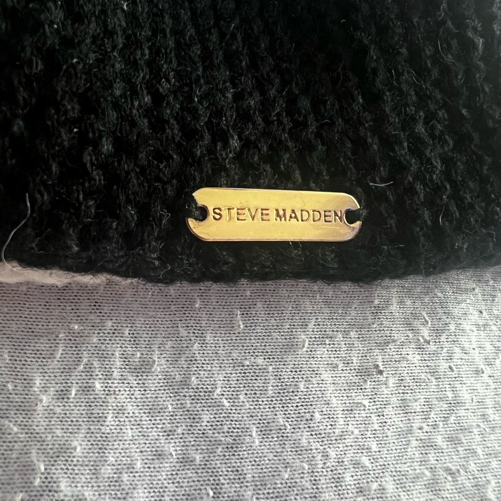 Steve Madden Black Knit Beanie with Gold Logo